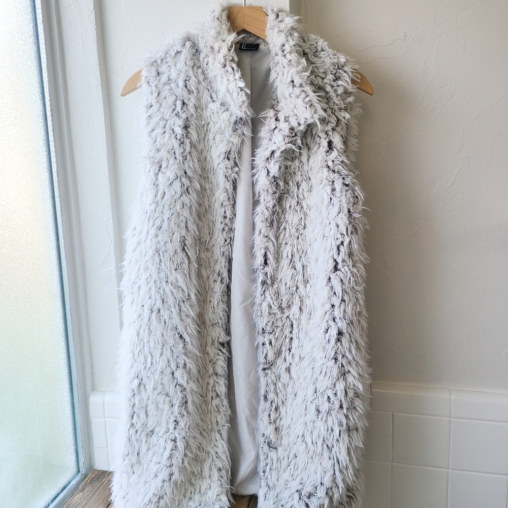 Love Token Black & White Faux Fur Vest